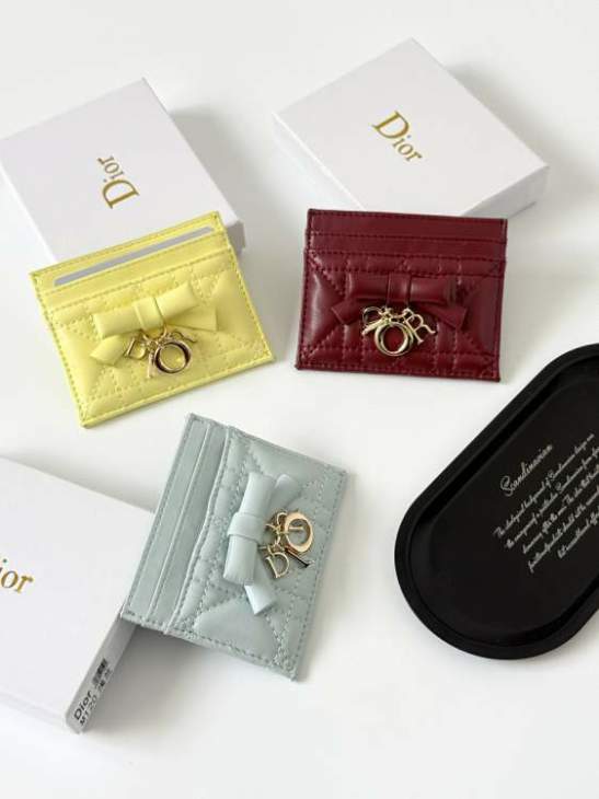 Picture of Dior Wallets _SKUfw239330628fw